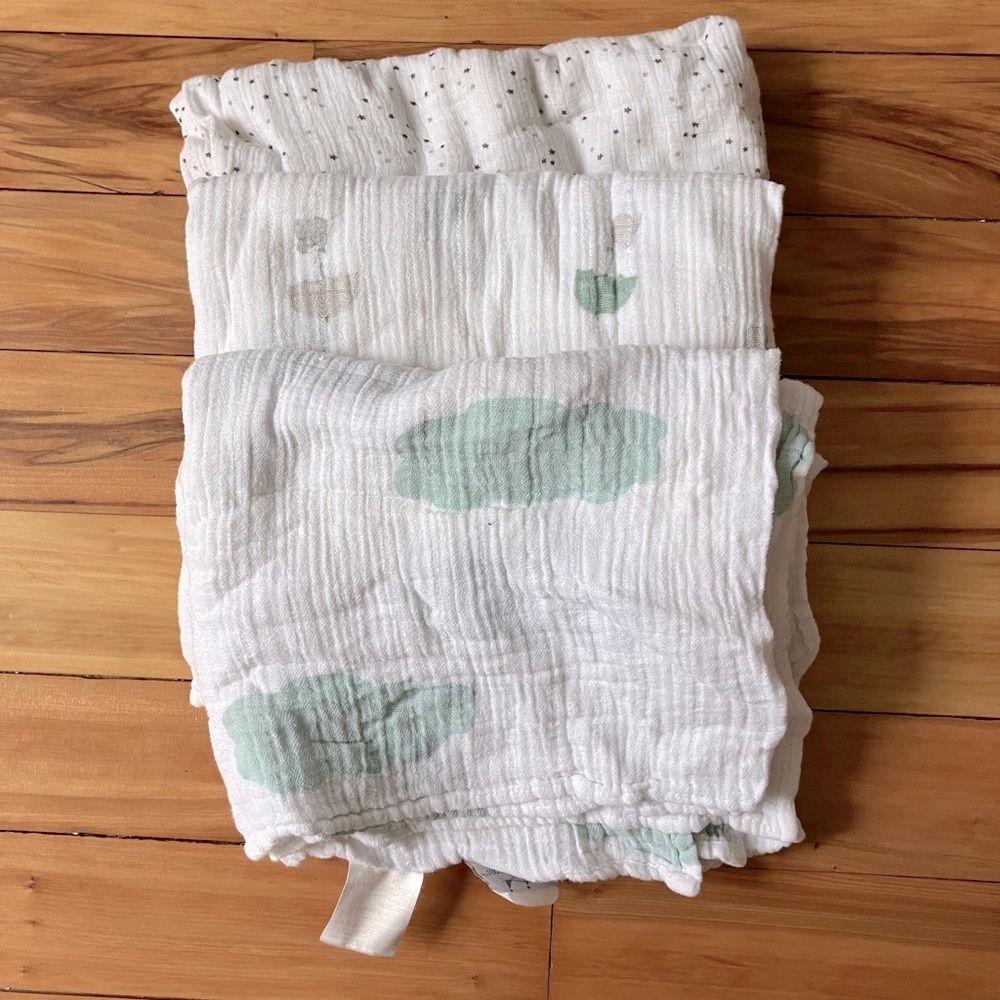 aden + anais organic muslin blankets set of 3 gently used